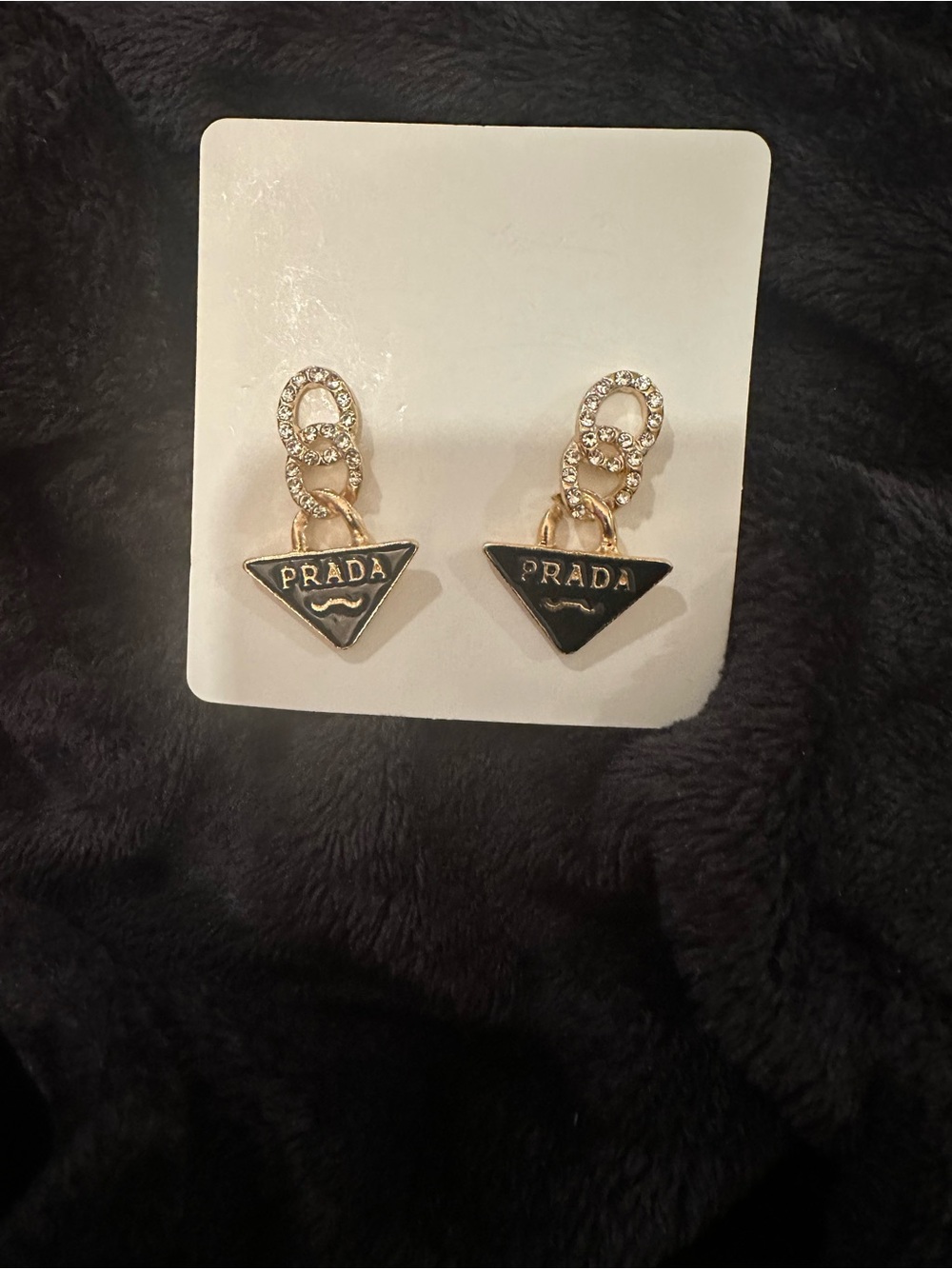 Pierced fashion small earrings! New!